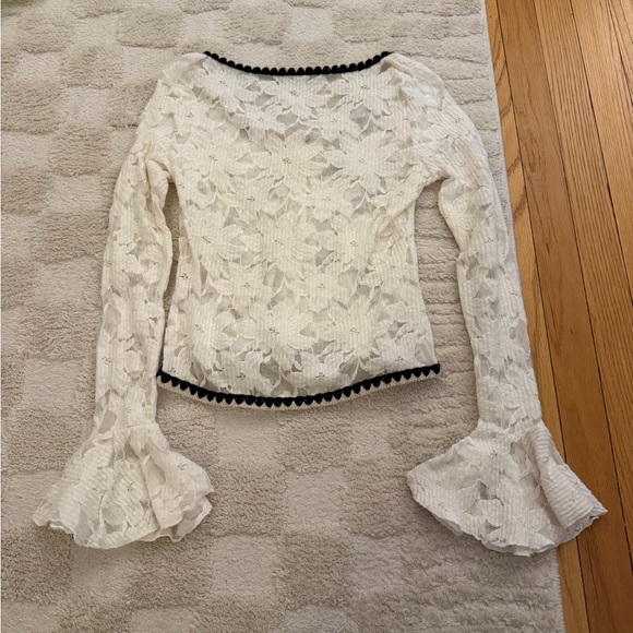 White Lace Button-Up Top - Picture 2 of 2